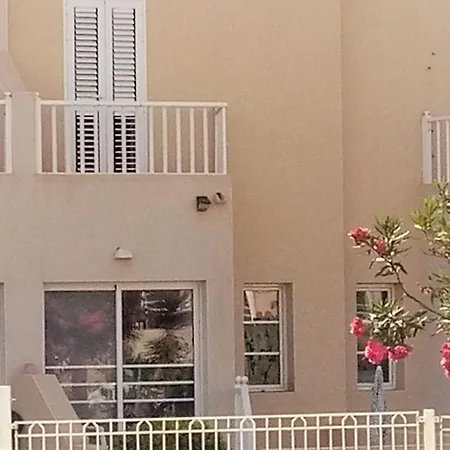 아파트 Litha House, 3 Bed Set Over 3 Floors 5 Mins From And Amenities