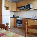 Litha House, 3 Bed Set Over 3 Floors 5 Mins From And Amenities Апартаменты