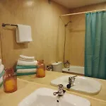 Апартаменты Litha House, 3 Bed Set Over 3 Floors 5 Mins From And Amenities Калета-де-Фусте