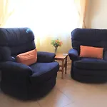 Апартаменты Litha House, 3 Bed Set Over 3 Floors 5 Mins From And Amenities Калета-де-Фусте