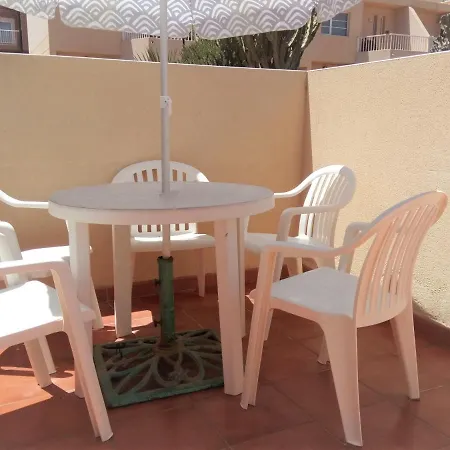 Litha House, 3 Bed Set Over 3 Floors 5 Mins From And Amenities Caleta De Fuste