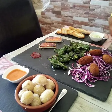 Litha House, 3 Bed Set Over 3 Floors 5 Mins From And Amenities Apartament Caleta De Fuste