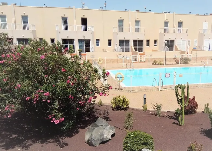 Apartmán Litha House, 3 Bed Set Over 3 Floors 5 Mins From And Amenities