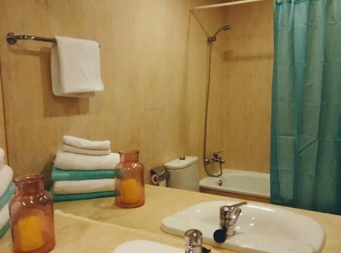 Apartmán Litha House, 3 Bed Set Over 3 Floors 5 Mins From And Amenities Caleta De Fuste